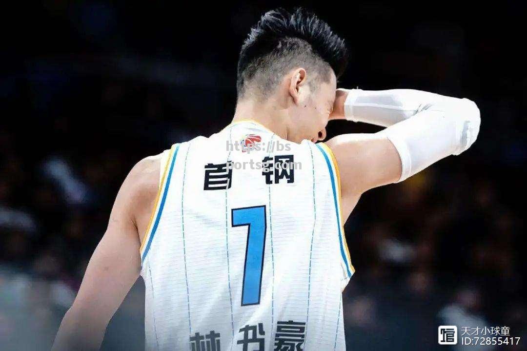 bsports体育-林书豪在NBA复出不敌老东家火箭_林书豪在nba复出不敌老东家火箭队了吗